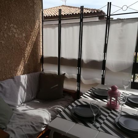 Appartement Terrasse Vue Mer, Plage Gorguette A 1 Minute A Pied, Wifi,Clim Parking Collectif Sanary-sur-Mer Buitenkant foto